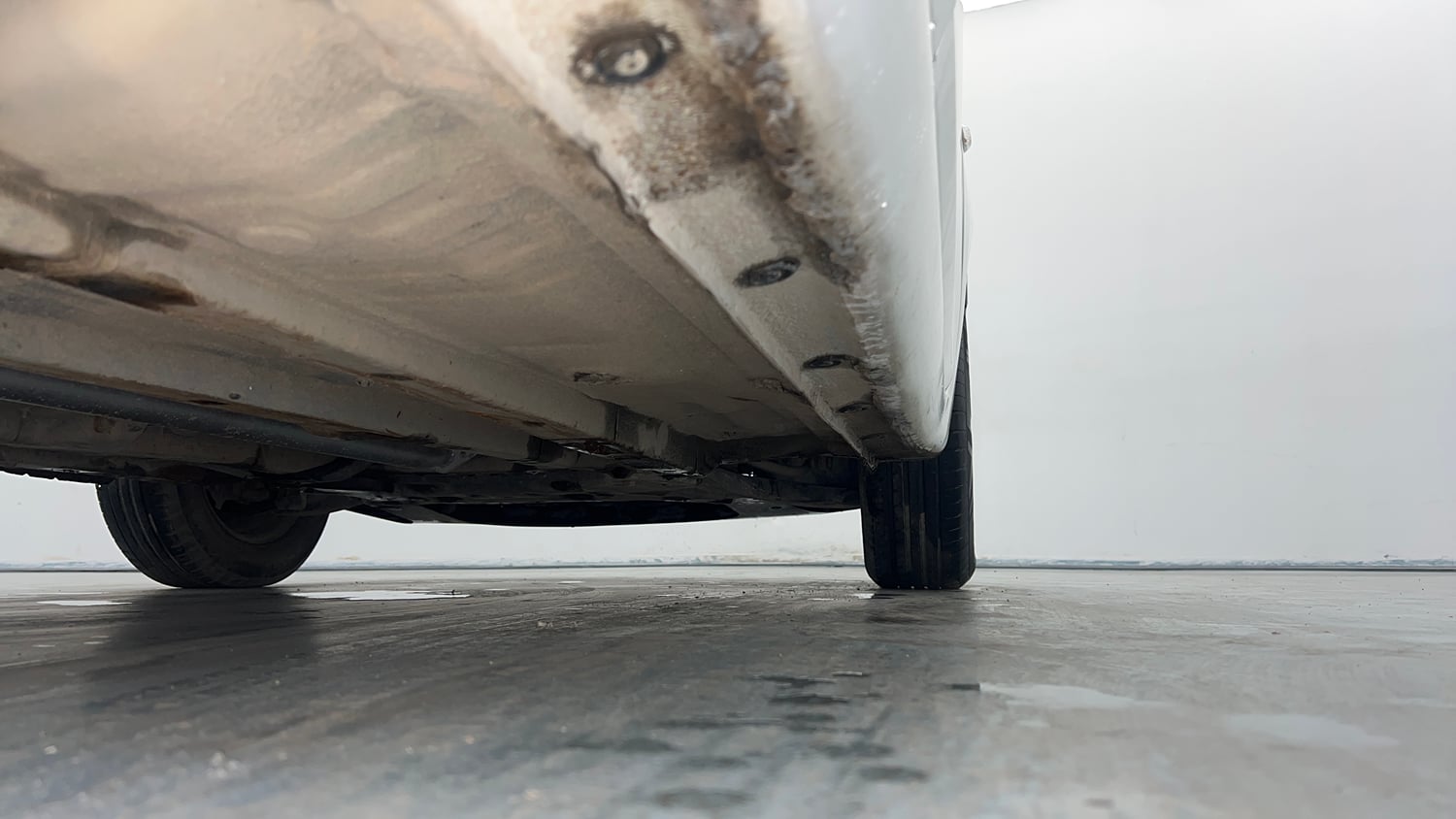 Used 2015 Hyundai Elite i20 Magna 1.2 Petrol Manual extra REAR RIGHT UNDERBODY VIEW