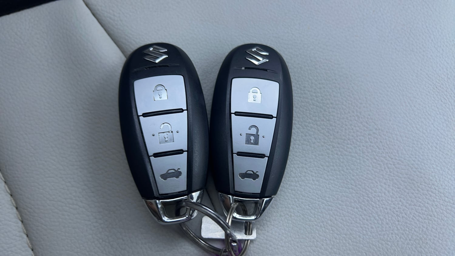Used 2016 Maruti Suzuki Swift Dzire ZXI Petrol Manual extra CAR KEY VIEW