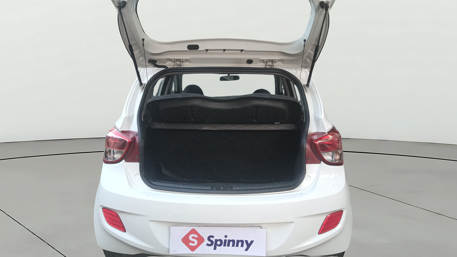 Used 2016 Hyundai Grand i10 Sportz 1.2 Kappa VTVT Petrol Manual interior DICKY INSIDE VIEW