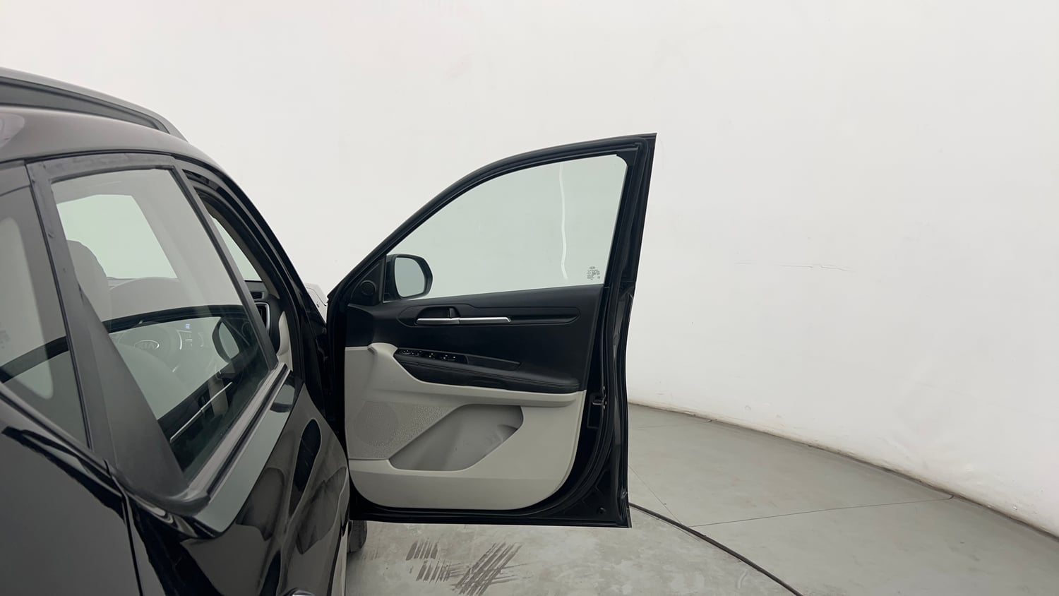Used 2020 Kia Sonet HTX 1.0 iMT Petrol Manual interior RIGHT FRONT DOOR OPEN VIEW