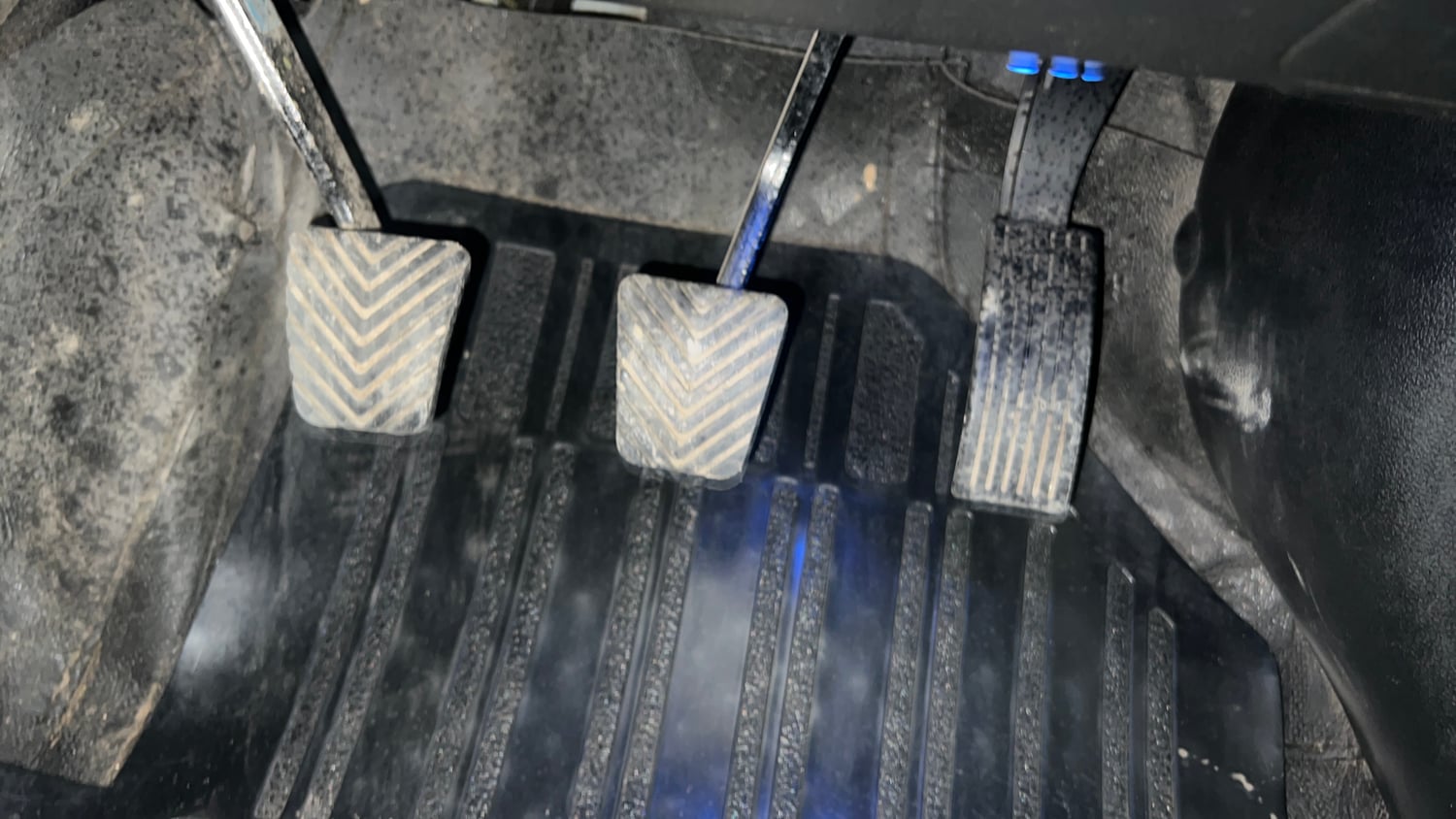 Used 2022 Hyundai i20 Asta 1.2 MT Petrol Manual interior PEDALS VIEW