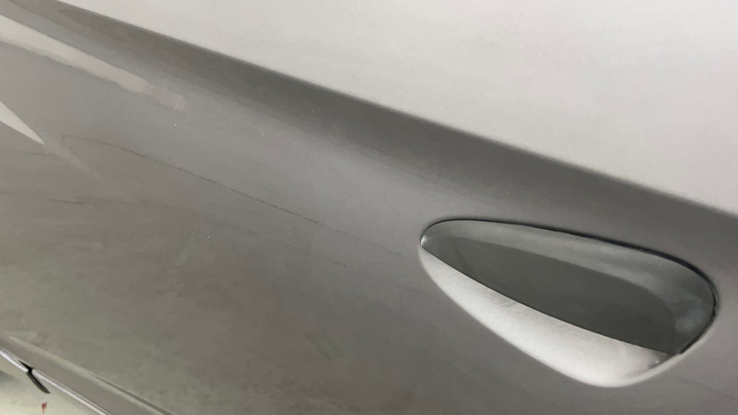 Used 2016 Hyundai Eon Magna + Petrol Manual dents MINOR DENT