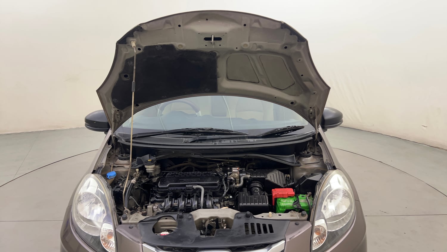 Used 2015 Honda Amaze 1.2 SX i-VTEC Petrol Manual engine ENGINE & BONNET OPEN FRONT VIEW