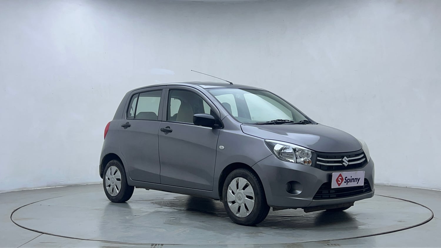Used 2016 Maruti Suzuki Celerio VXi AMT Petrol Automatic exterior RIGHT FRONT CORNER VIEW