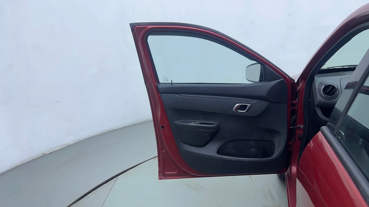 Used 2019 Renault Kwid RXT Opt Petrol Manual interior LEFT FRONT DOOR OPEN VIEW