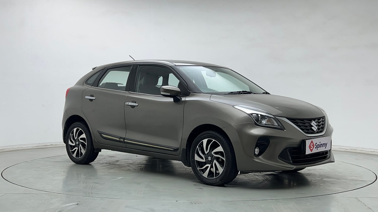 Used 2020 Maruti Suzuki Baleno Zeta Petrol Manual exterior RIGHT FRONT CORNER VIEW