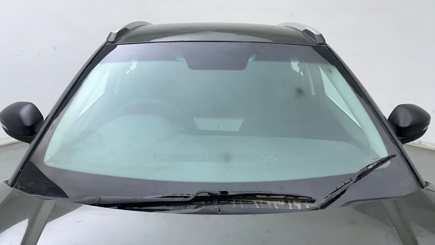 Used 2020 Tata Nexon XMA Petrol Automatic exterior FRONT WINDSHIELD VIEW