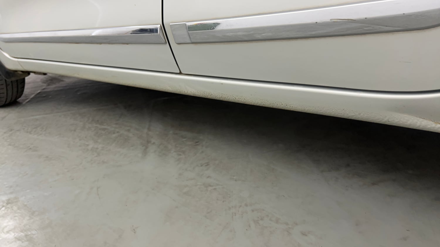 Used 2019 Maruti Suzuki Dzire VXi Petrol Manual dents MINOR DENT