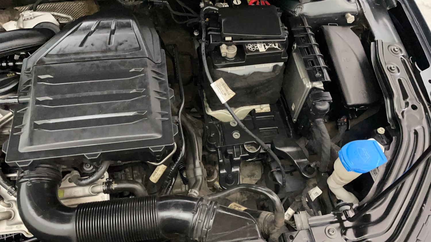 Used 2024 Skoda Slavia Ambition 1.0L TSI MT Petrol Manual engine ENGINE LEFT SIDE VIEW