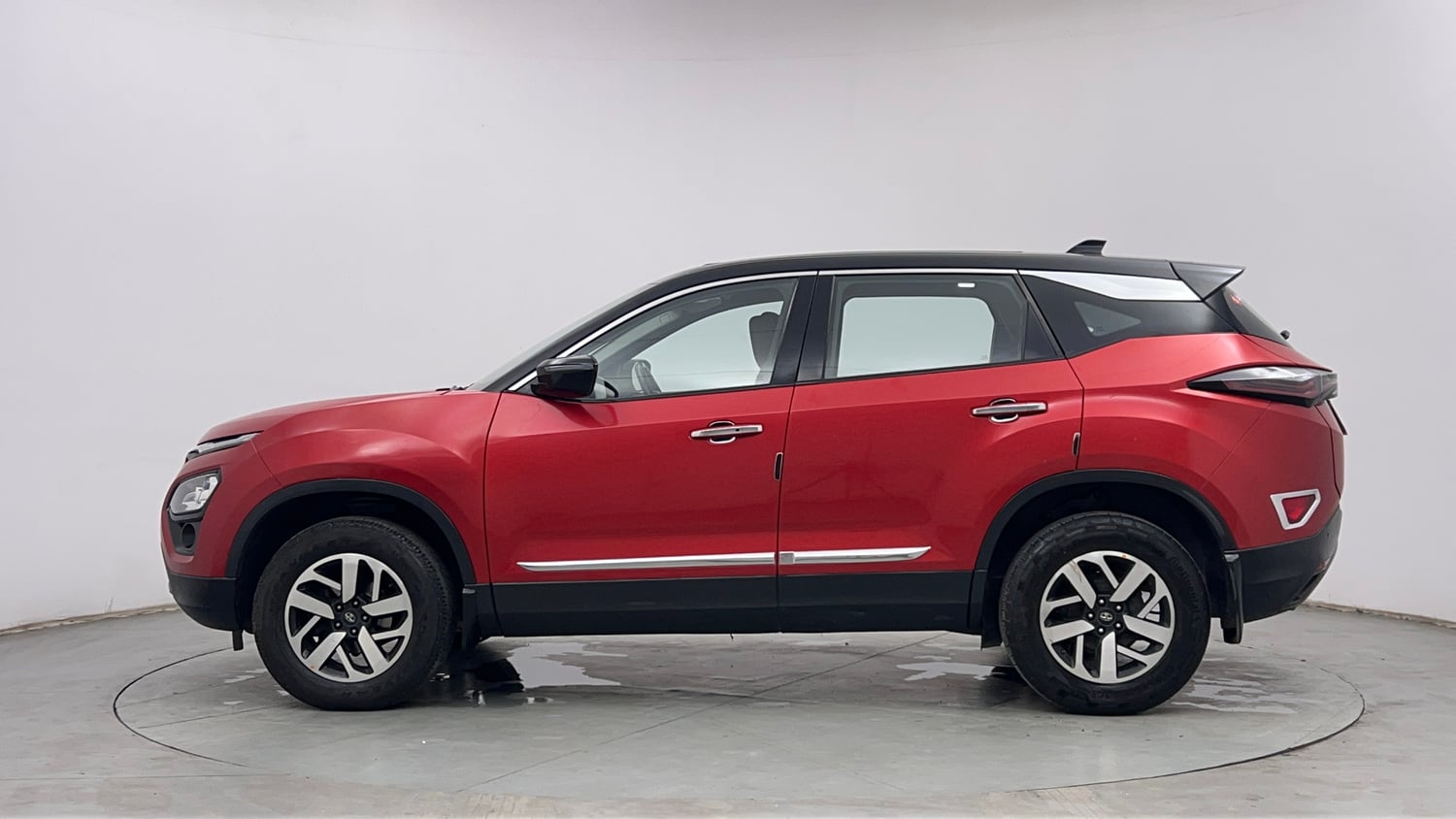 Used 2020 Tata Harrier XZA Plus Dual Tone Diesel Automatic exterior LEFT SIDE VIEW