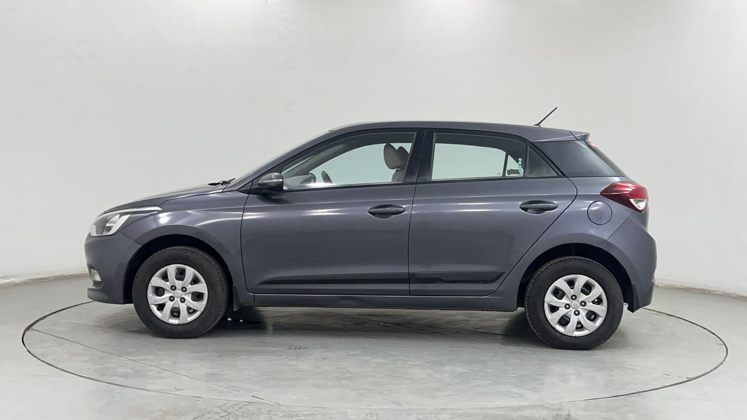 Used 2014 Hyundai Elite i20 Sportz 1.2 Petrol Manual exterior LEFT SIDE VIEW