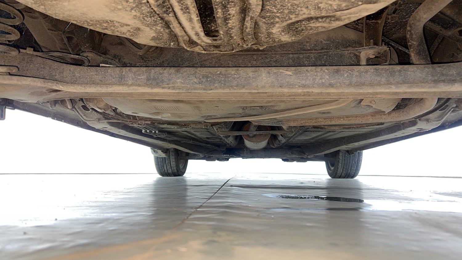 Used 2021 Maruti Suzuki Baleno Zeta Petrol Manual extra REAR UNDERBODY VIEW (TAKEN FROM REAR)