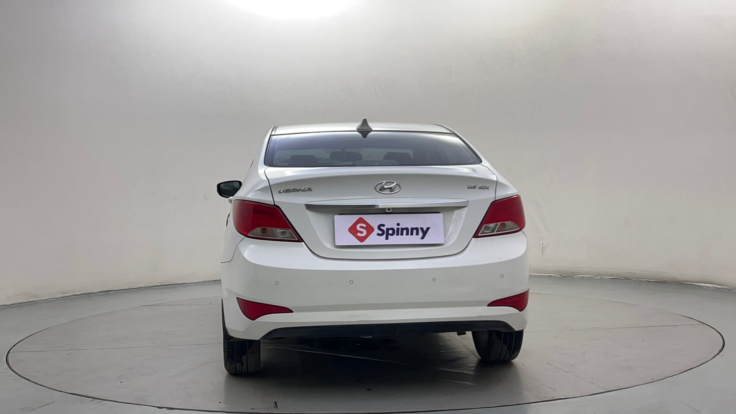 Used 2016 Hyundai Verna 1.6 VTVT SX Petrol Manual exterior BACK VIEW