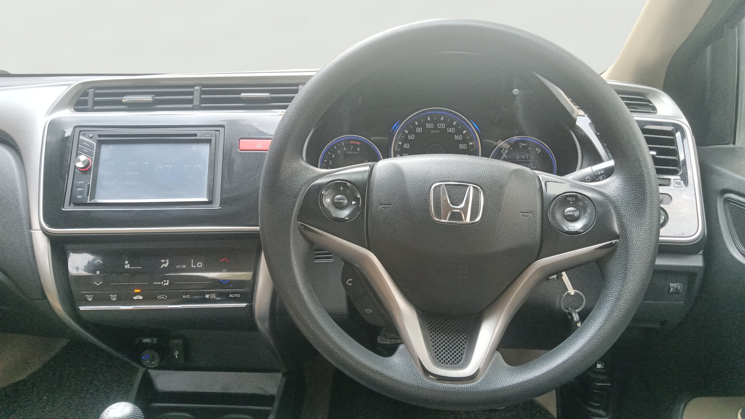 Used 2015 Honda City SV Petrol Manual interior STEERING VIEW