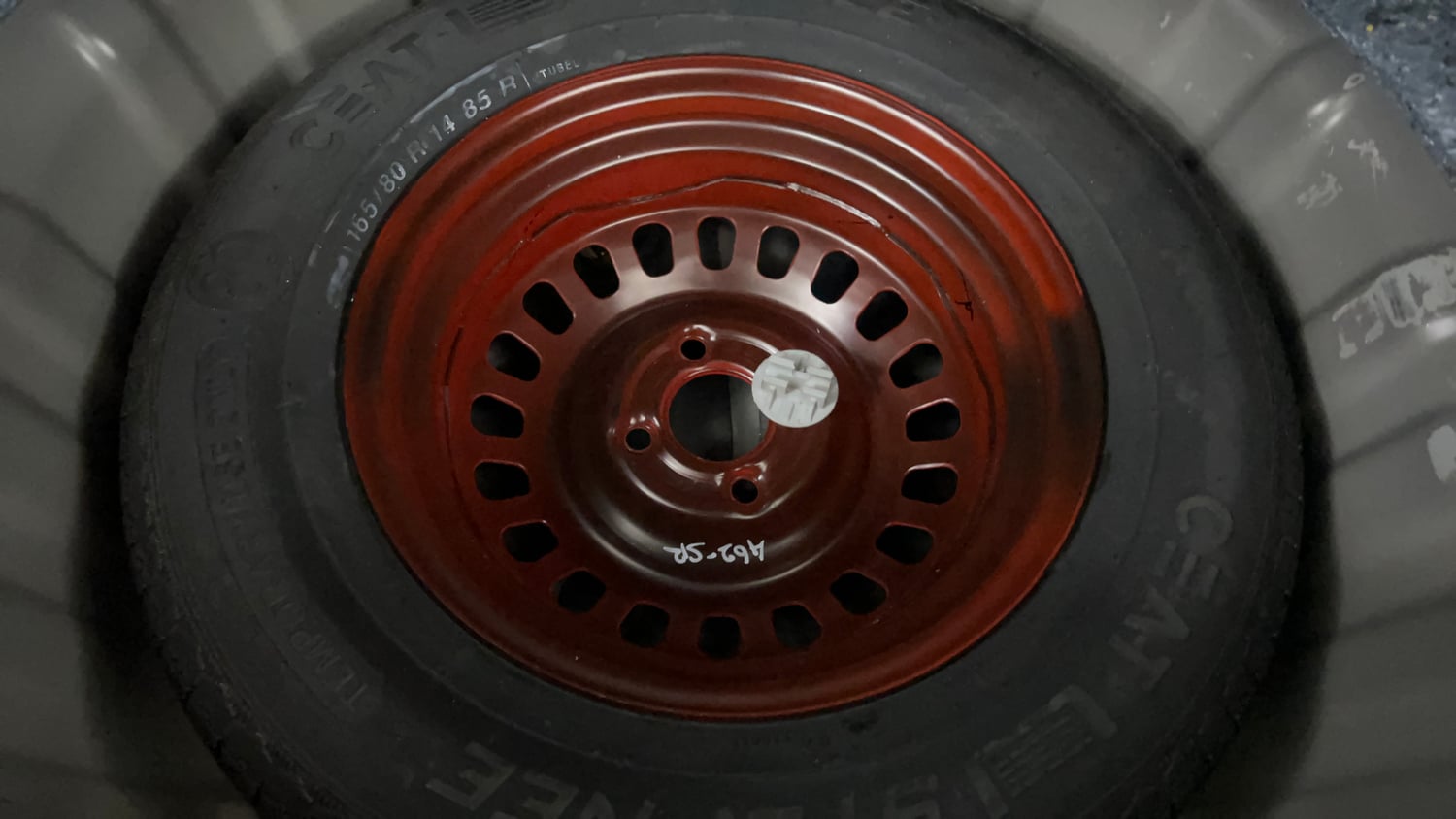 Used 2024 Nissan Magnite XE Petrol Manual tyres SPARE TYRE VIEW