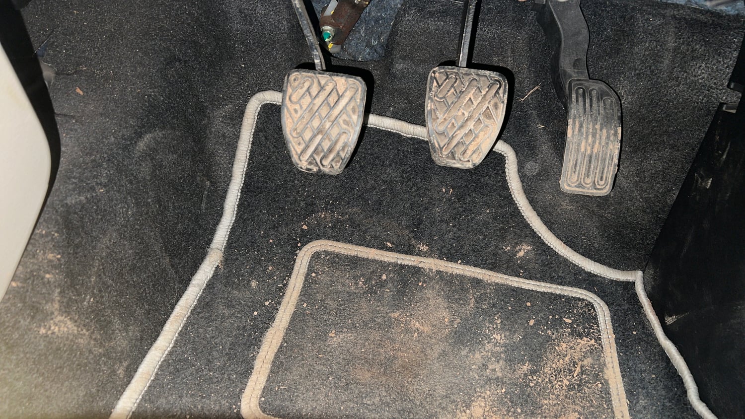 Used 2016 Datsun Go Plus Style Edition Petrol Manual interior PEDALS VIEW