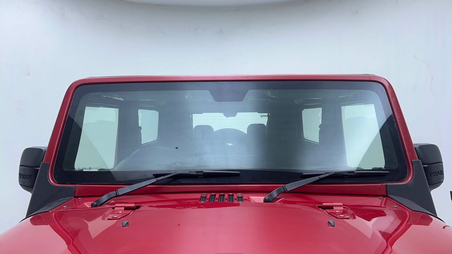Used 2022 mahindra Thar LX Hard Top Diesel AT 4WD Diesel Automatic exterior FRONT WINDSHIELD VIEW