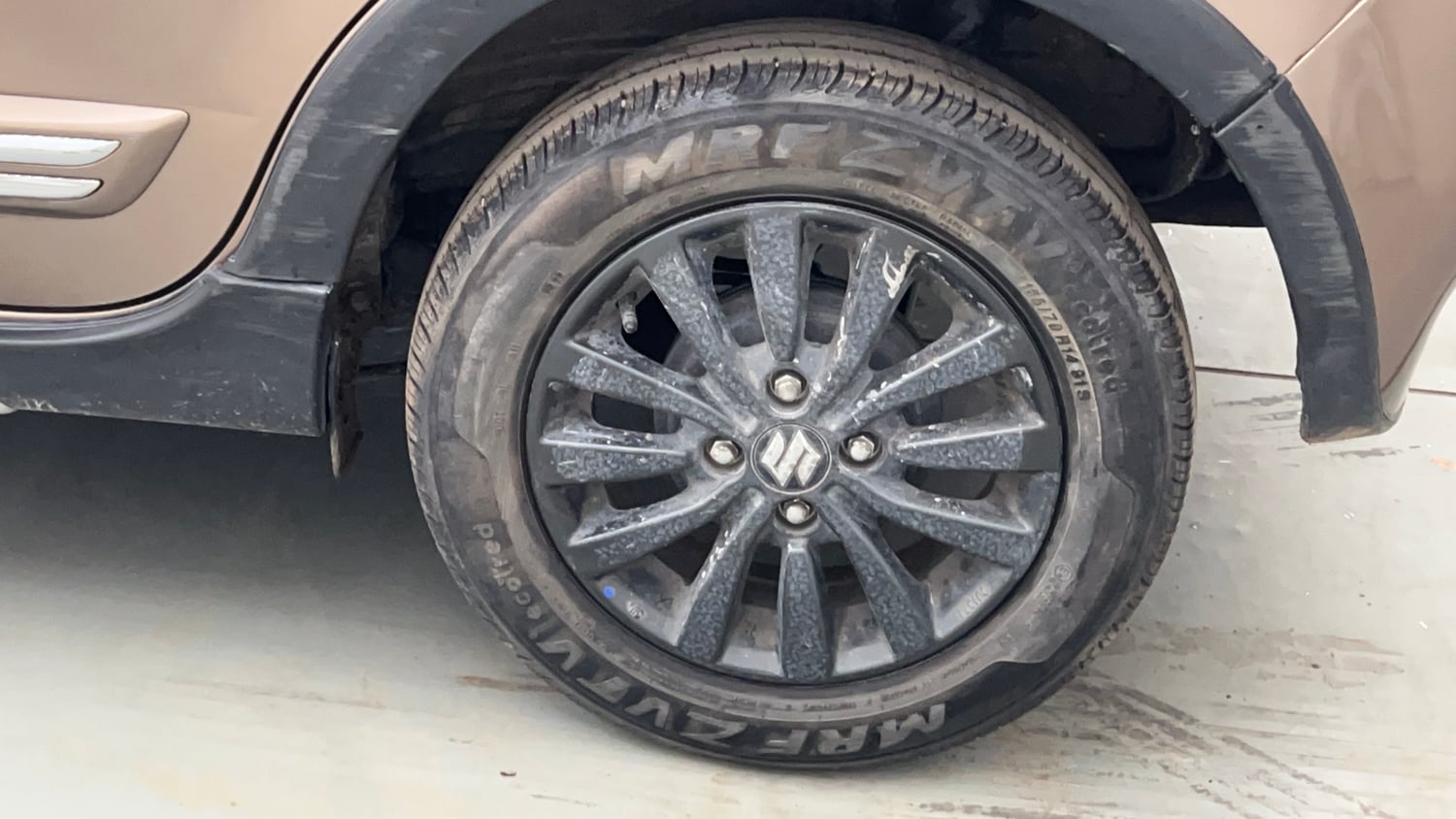 Used 2022 Maruti Suzuki Wagon R ZXI Plus 1.2 Petrol Manual tyres LEFT REAR TYRE RIM VIEW