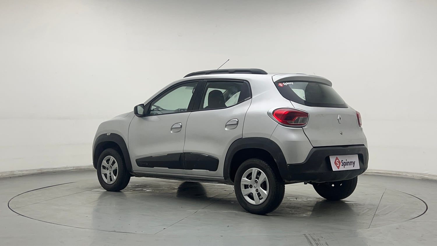 Used 2016 Renault Kwid RXT Petrol Manual exterior LEFT REAR CORNER VIEW