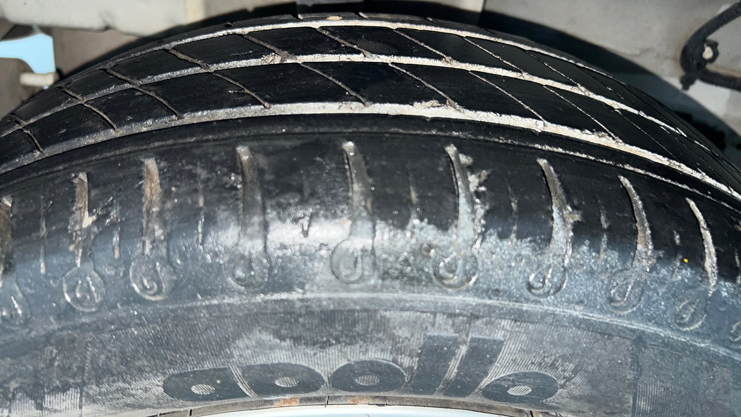 Used 2024 Tata Tiago XTA iCNG Cng Automatic tyres RIGHT REAR TYRE TREAD VIEW