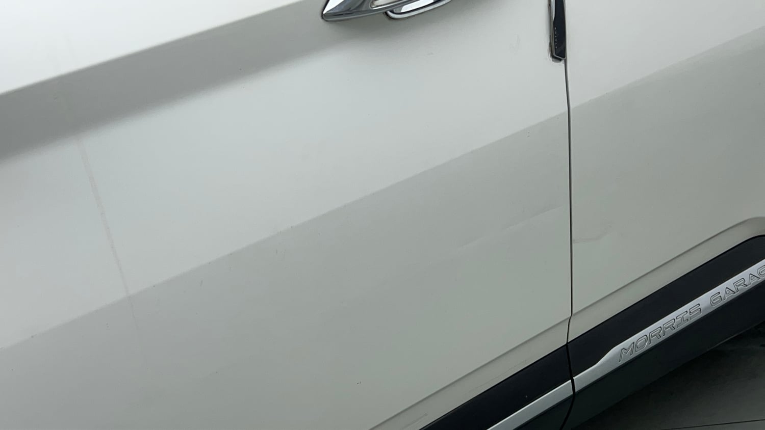 Used 2019 MG Motors Hector Sharp Hybrid 1.5 Petrol Hybrid Manual dents MINOR SCRATCH