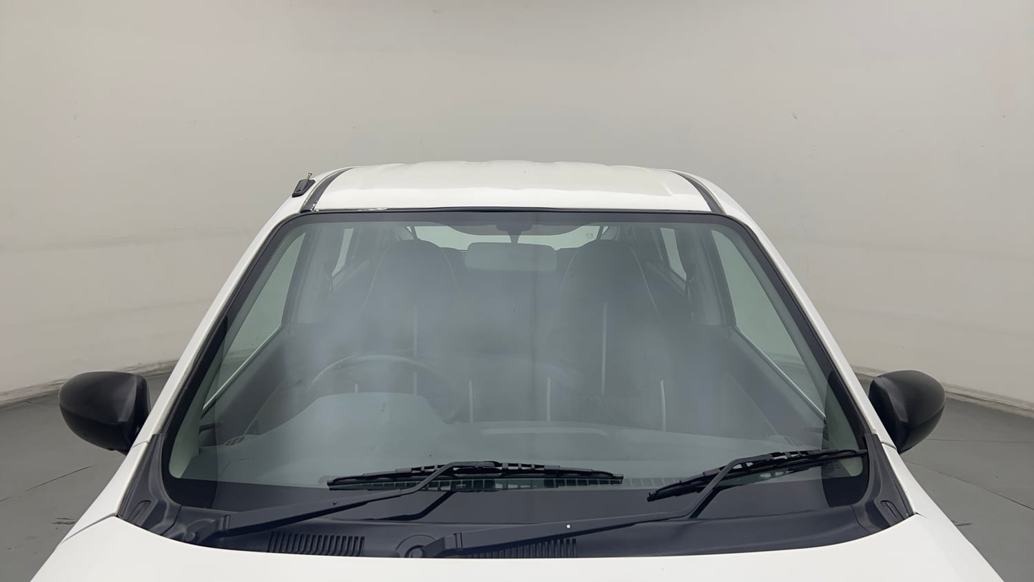 Used 2017 Maruti Suzuki Alto K10 LXI Petrol+cng(outside fitted) Cng Manual exterior FRONT WINDSHIELD VIEW