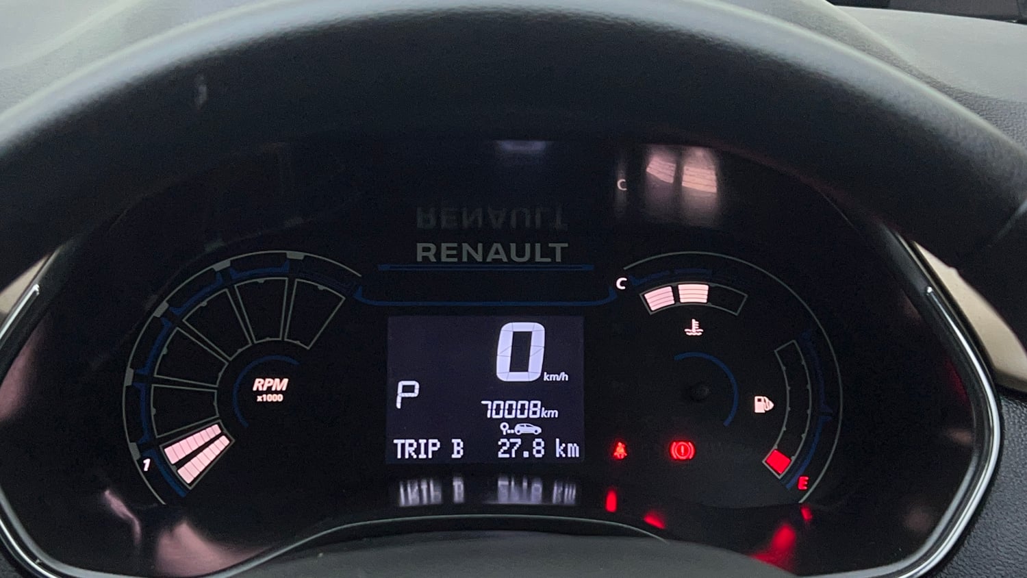 Used 2022 Renault Kiger RXT (O) Turbo CVT Petrol Automatic interior CLUSTERMETER VIEW
