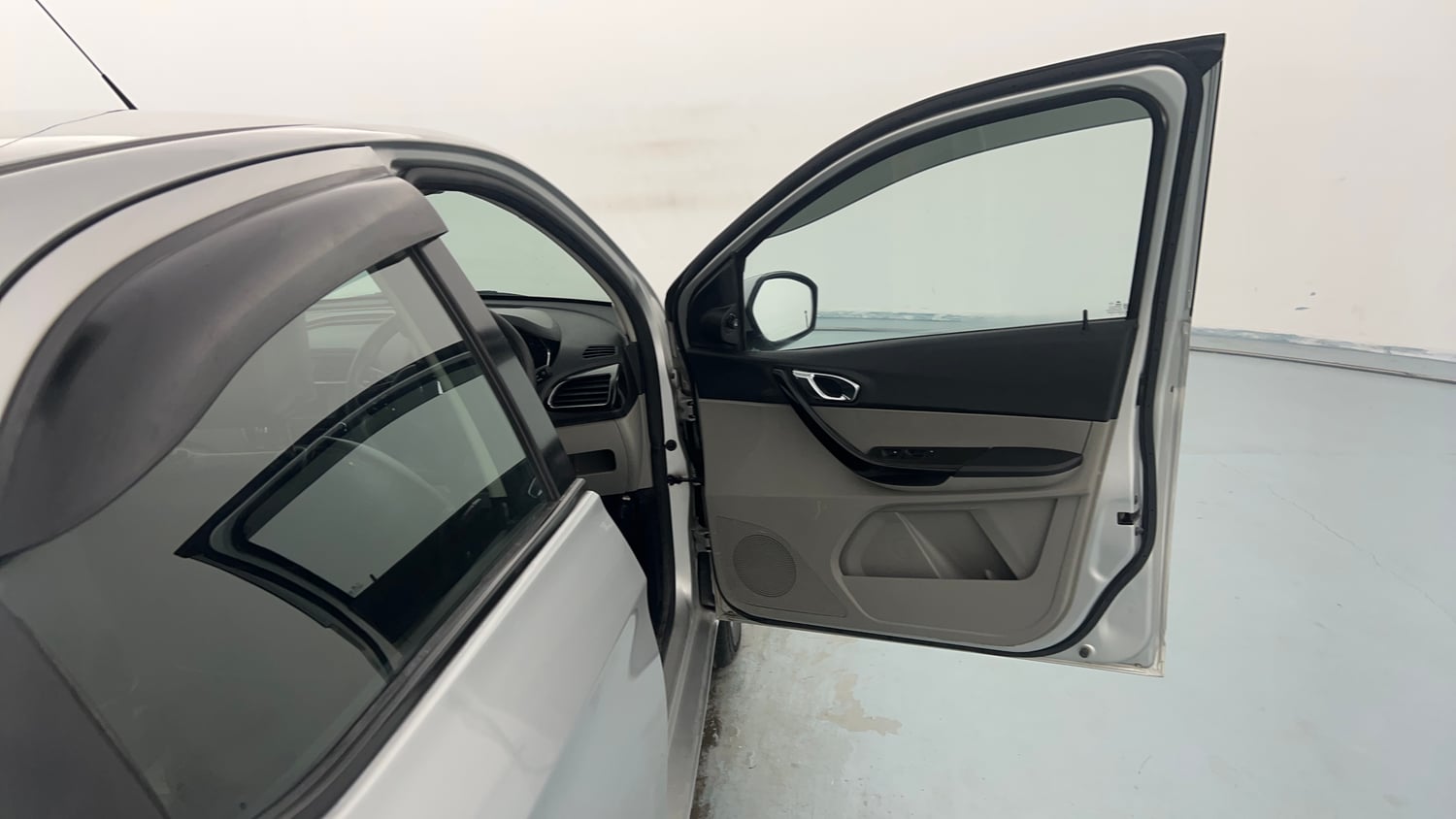 Used 2018 Tata Tiago Revotron XZ Petrol Manual interior RIGHT FRONT DOOR OPEN VIEW