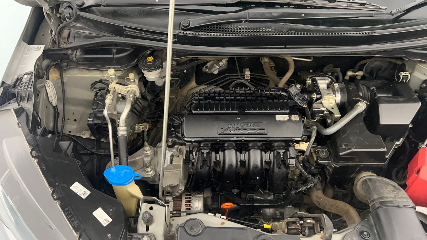 Used 2021 Honda WR-V VX MT Petrol Petrol Manual engine ENGINE RIGHT SIDE VIEW