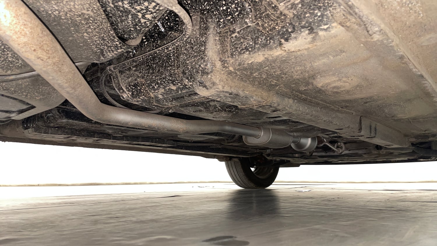 Used 2025 Hyundai Grand i10 Nios Sportz 1.2 Kappa AMT Petrol Automatic extra REAR RIGHT UNDERBODY VIEW