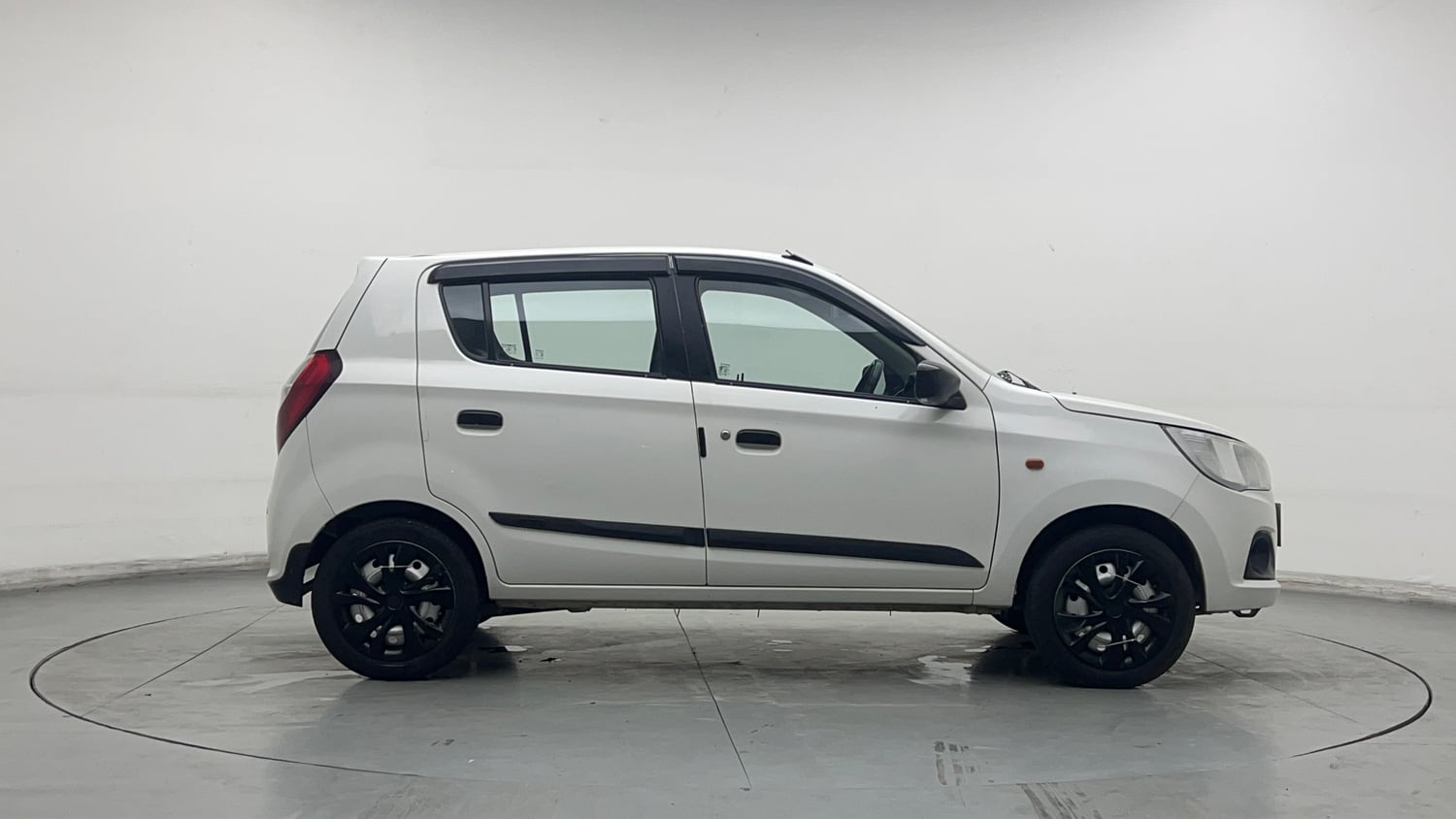 Used 2017 Maruti Suzuki Alto K10 LXI Petrol+cng(outside fitted) Cng Manual exterior RIGHT SIDE VIEW