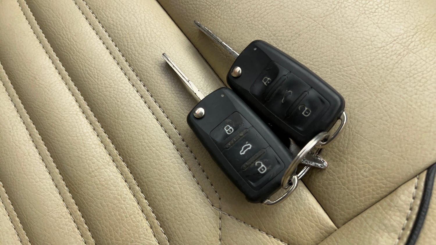 Used 2013 Volkswagen Vento Comfortline Diesel Diesel Manual extra CAR KEY VIEW