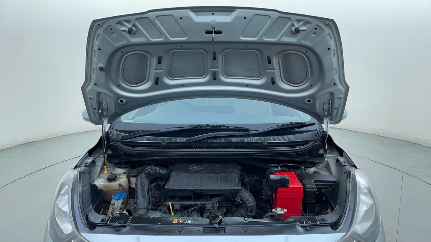 Used 2022 Hyundai Aura SX 1.2 Petrol Petrol Manual engine ENGINE & BONNET OPEN FRONT VIEW