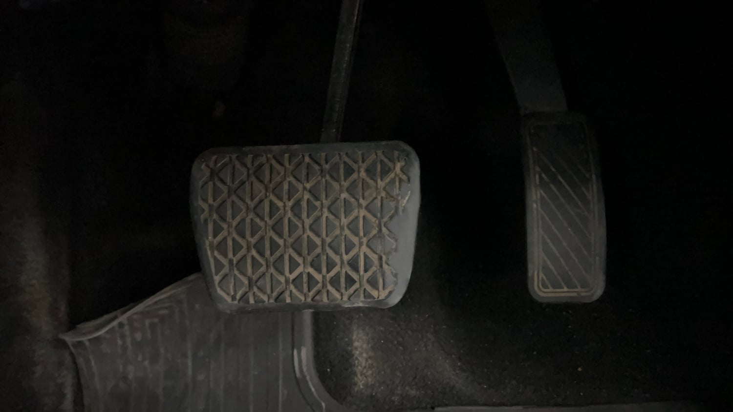 Used 2021 Ford EcoSport Titanium Plus 1.5L Ti-VCT AT Petrol Automatic interior PEDALS VIEW