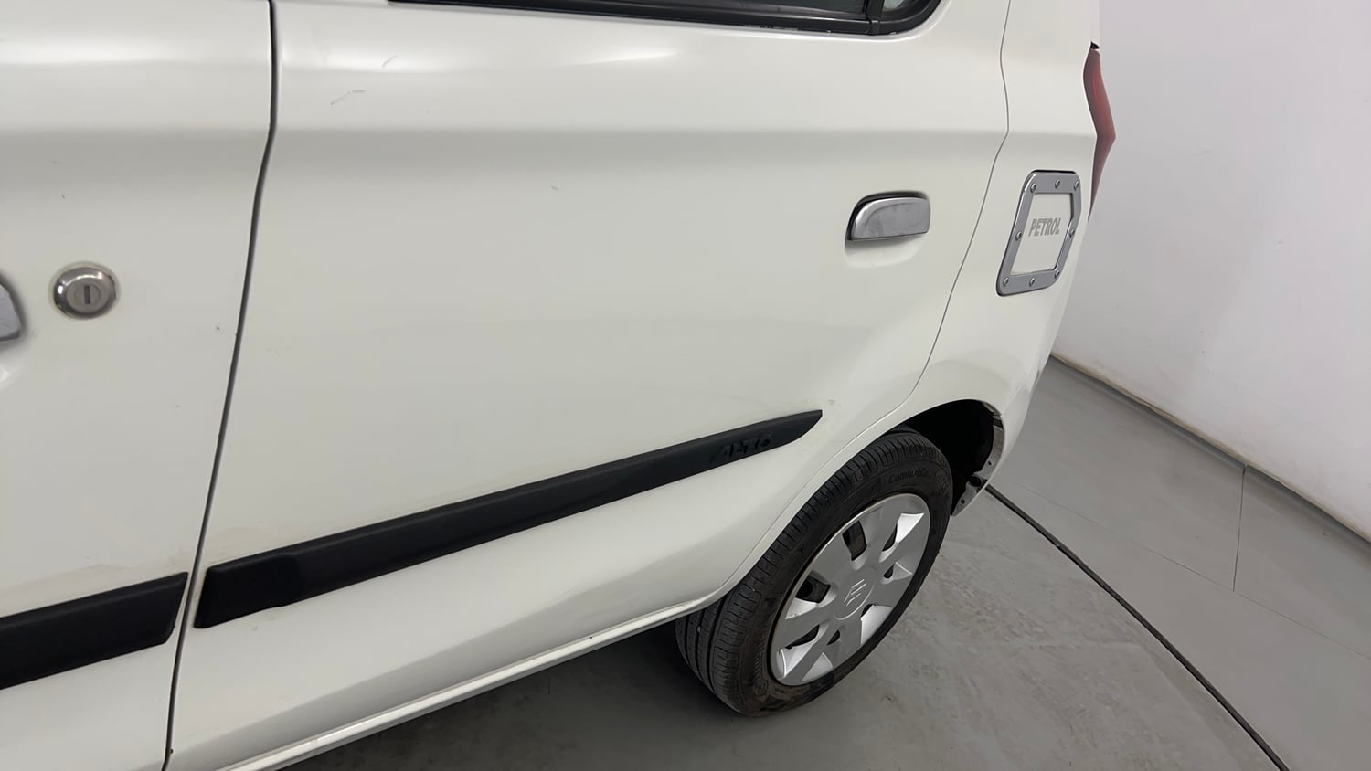 Used 2016 Maruti Suzuki Alto K10 VXi AMT Petrol Automatic dents MINOR DENT