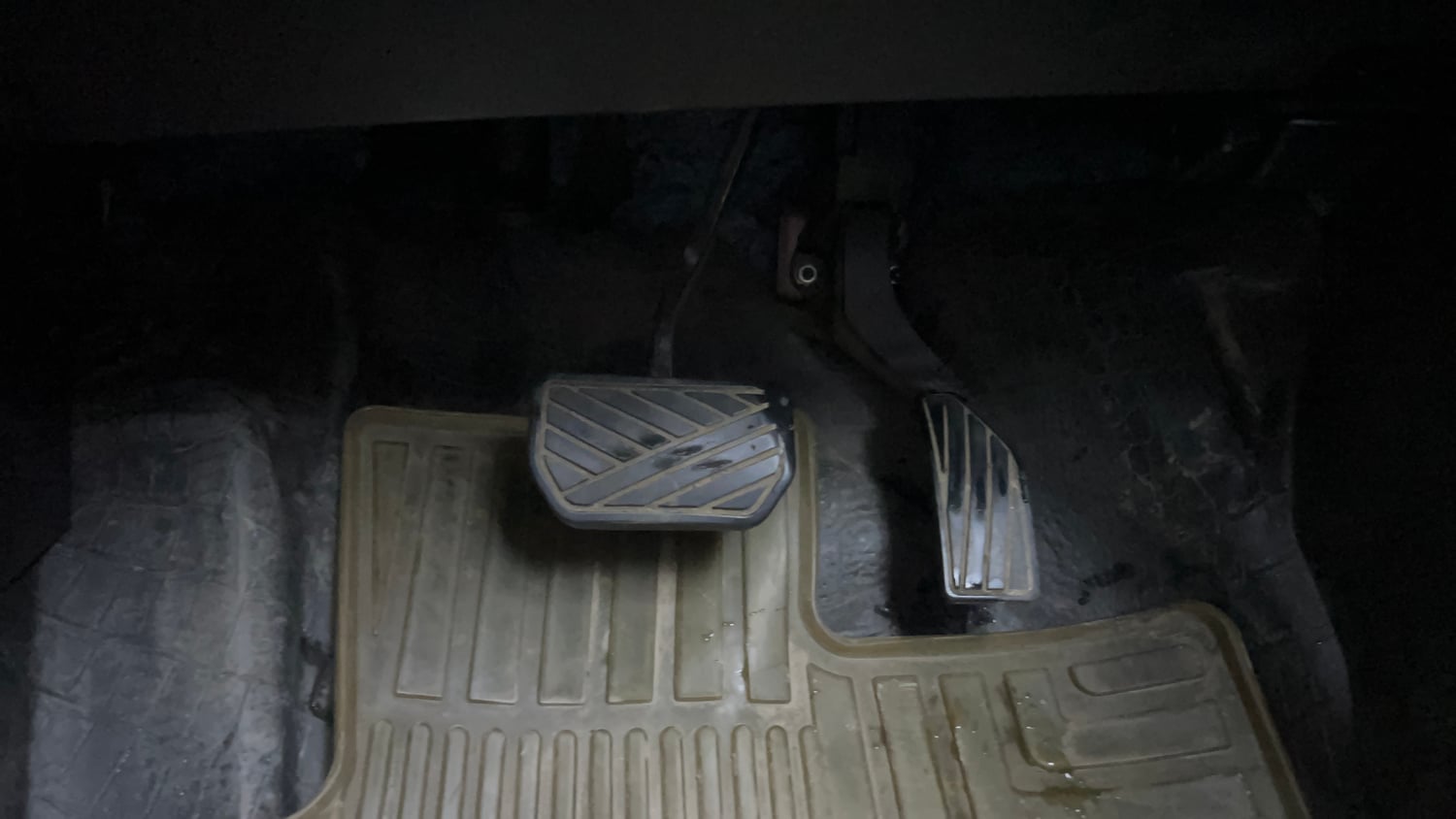 Used 2018 maruti-suzuki Vitara Brezza ZDi AGS Diesel Automatic interior PEDALS VIEW