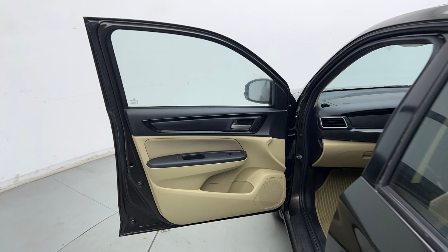 Used 2021 Honda Amaze 1.2 VX MT Petrol Petrol Manual interior LEFT FRONT DOOR OPEN VIEW