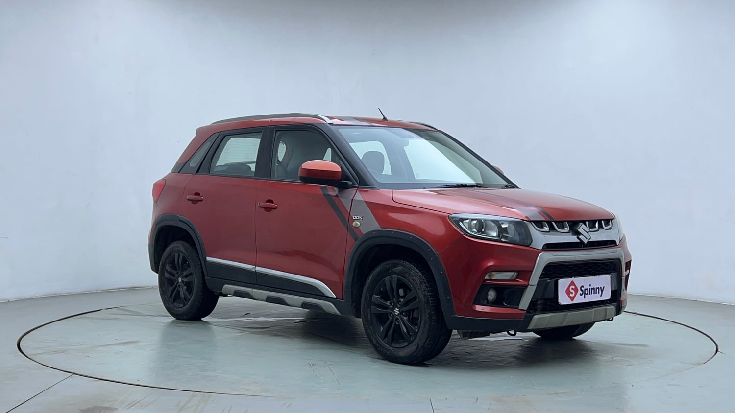 Used 2018 maruti-suzuki Vitara Brezza ZDi AGS Diesel Automatic exterior RIGHT FRONT CORNER VIEW