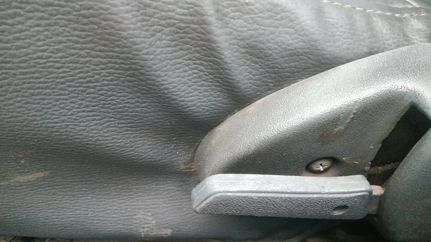 Used 2014 Maruti Suzuki Alto 800 Lxi Petrol Manual top_features Seat adjustment