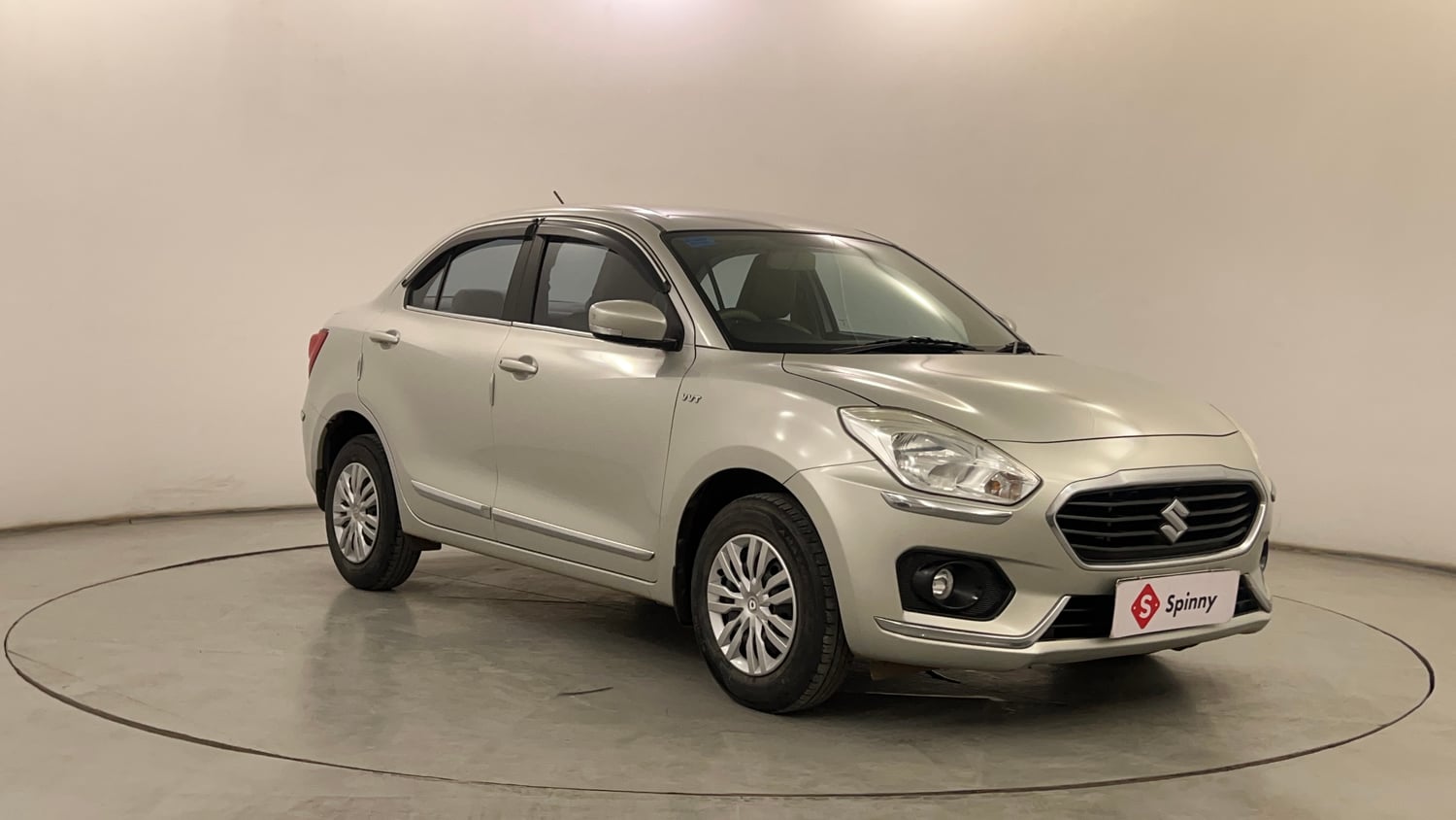 Used 2019 Maruti Suzuki Dzire VXi Petrol Manual exterior RIGHT FRONT CORNER VIEW
