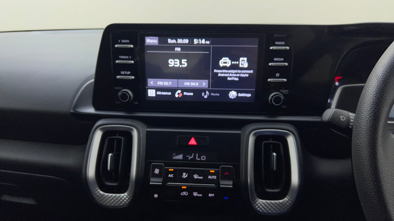 Used 2022 Kia Sonet HTK Plus 1.2 Petrol Manual top_features Integrated (in-dash) music system