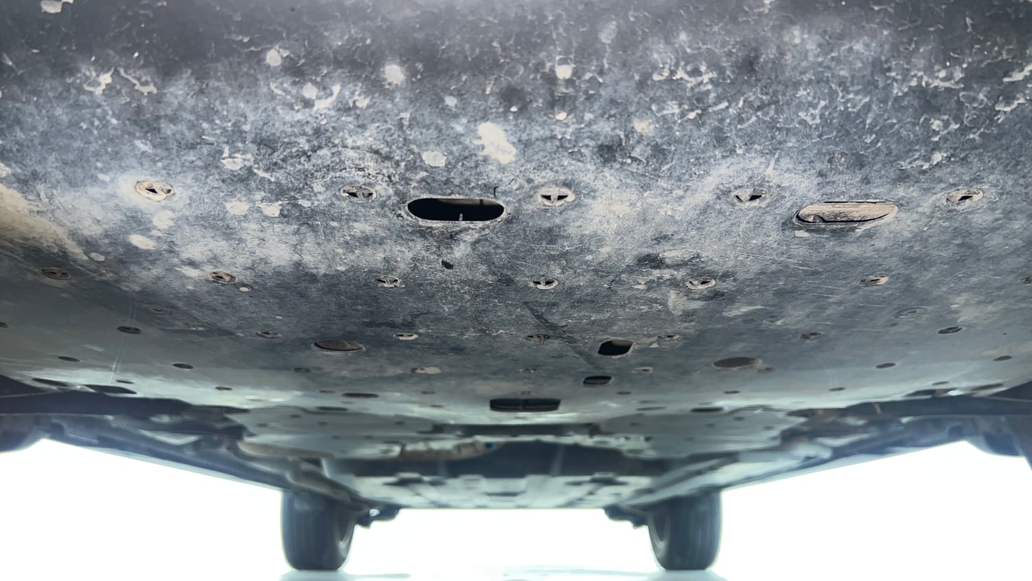 Used 2024 Honda Elevate ZX CVT Petrol Automatic extra FRONT LEFT UNDERBODY VIEW