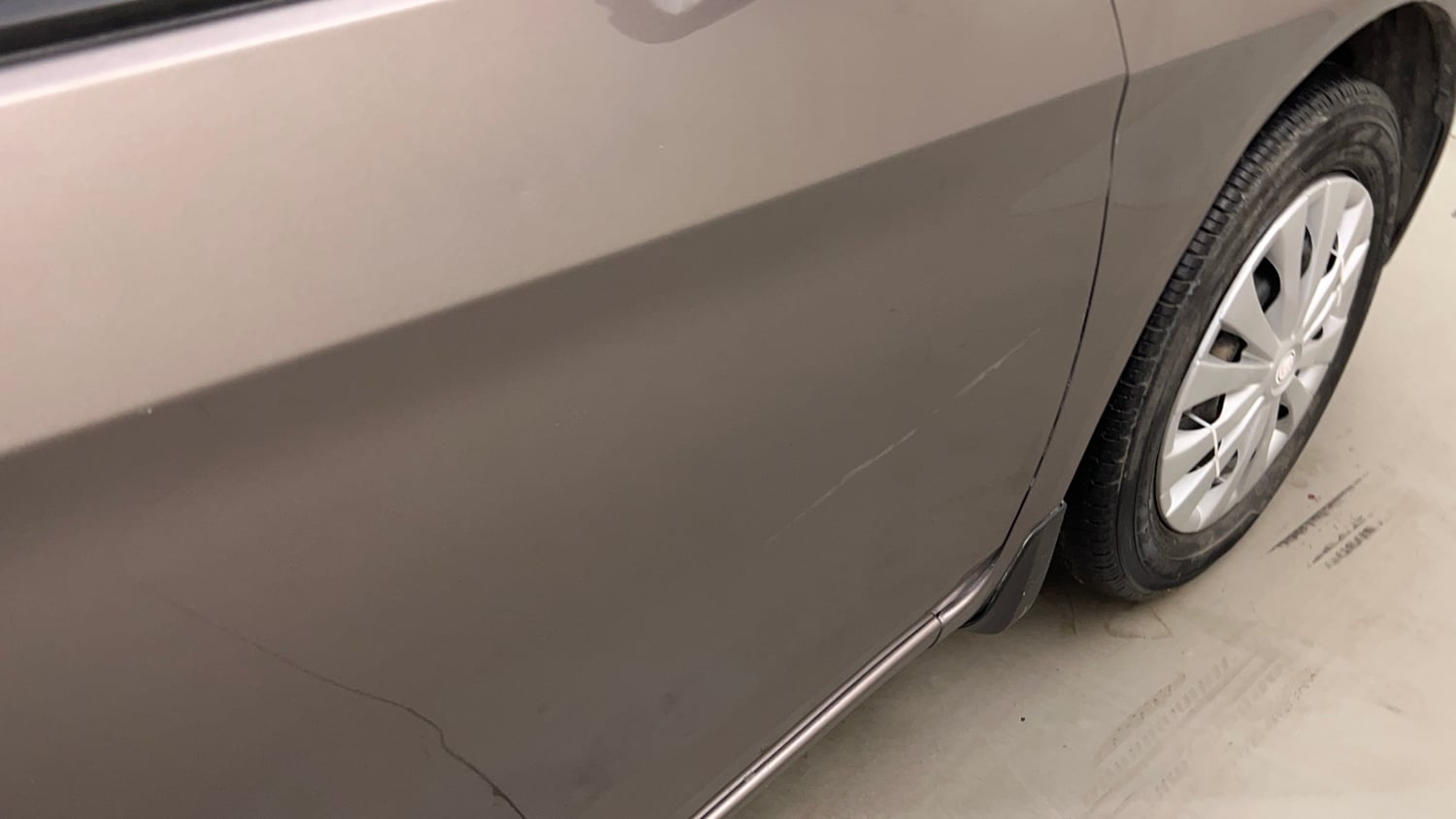 Used 2015 Honda Amaze 1.2 SX i-VTEC Petrol Manual dents MINOR DENT