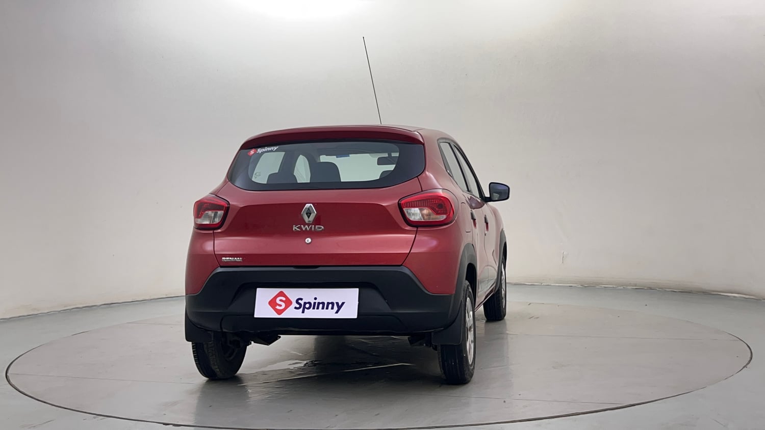 Used 2018 Renault Kwid 1.0 RXT Petrol Manual exterior RIGHT REAR CORNER VIEW