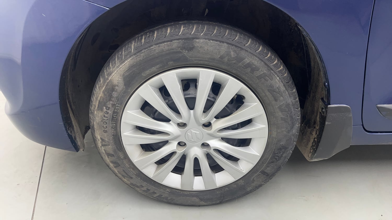 Used 2019 Maruti Suzuki Baleno Delta Petrol Manual tyres LEFT FRONT TYRE RIM VIEW