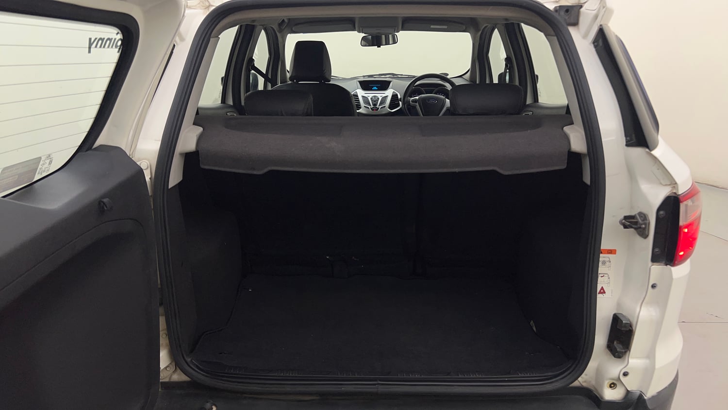 Used 2016 Ford EcoSport Titanium 1.5L TDCi Diesel Manual interior DICKY INSIDE VIEW