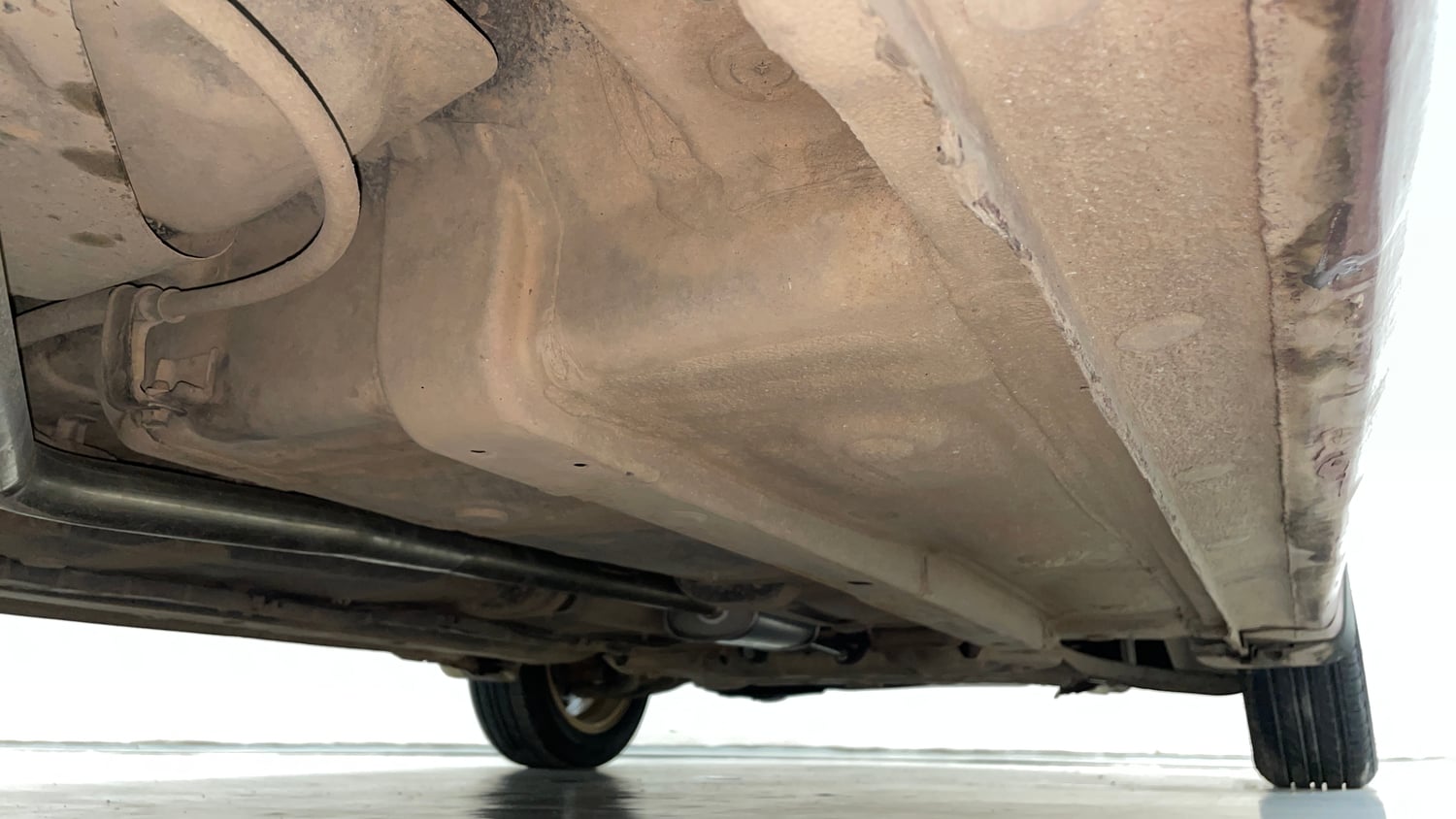 Used 2016 Hyundai Grand i10 Asta AT 1.2 Kappa VTVT Petrol Automatic extra REAR RIGHT UNDERBODY VIEW