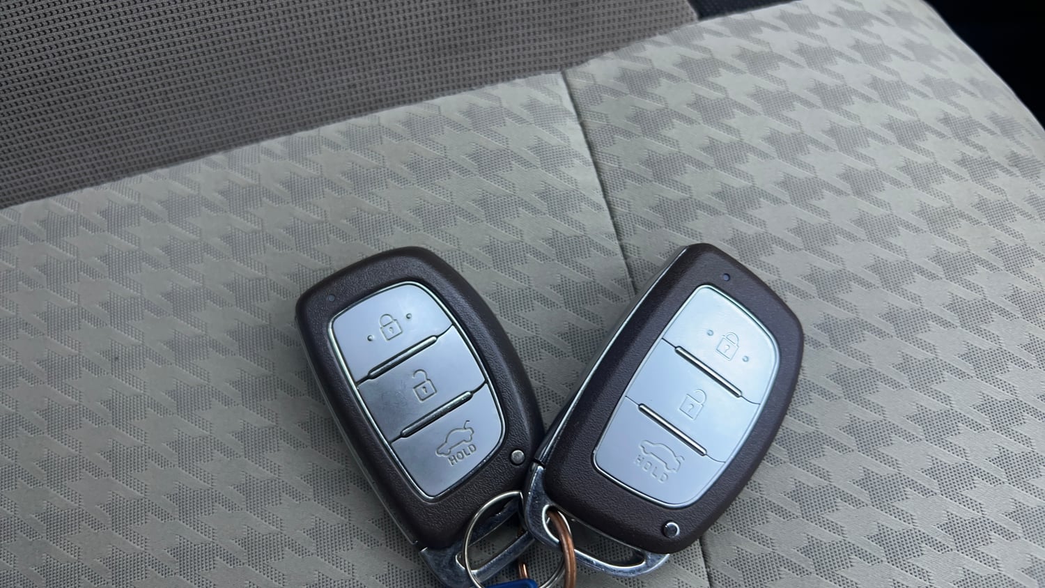 Used 2018 Hyundai Elite i20 Asta 1.2 (O) Petrol Manual extra CAR KEY VIEW
