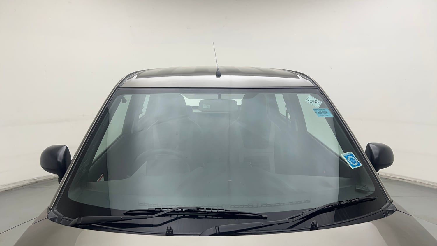 Used 2023 Maruti Suzuki Wagon R LXI 1.0 CNG Cng Manual exterior FRONT WINDSHIELD VIEW