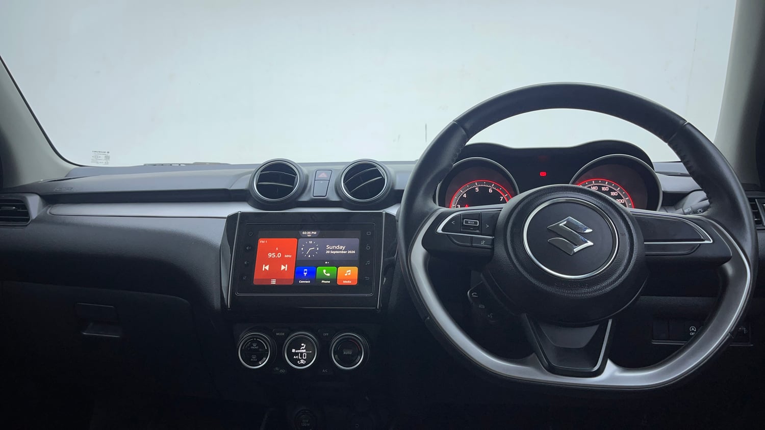 Used 2022 Maruti Suzuki Swift ZXi Petrol Manual interior DASHBOARD VIEW